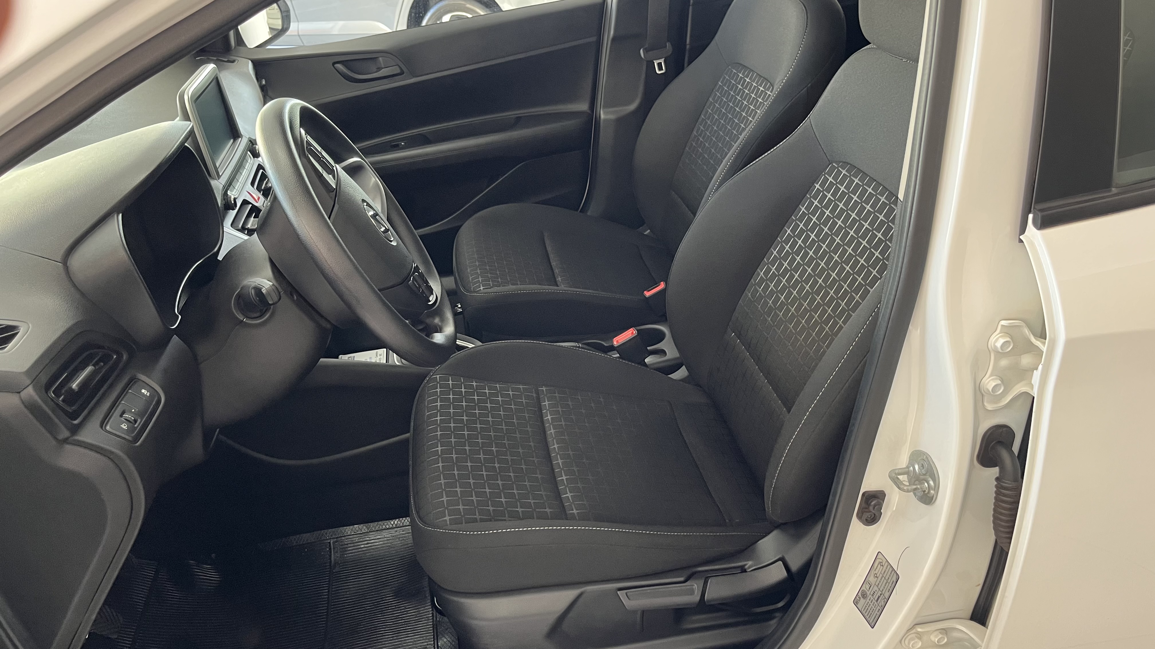 Hyundai HB20 Comfort Plus 1.0 Flex 12V Mec - foto 6