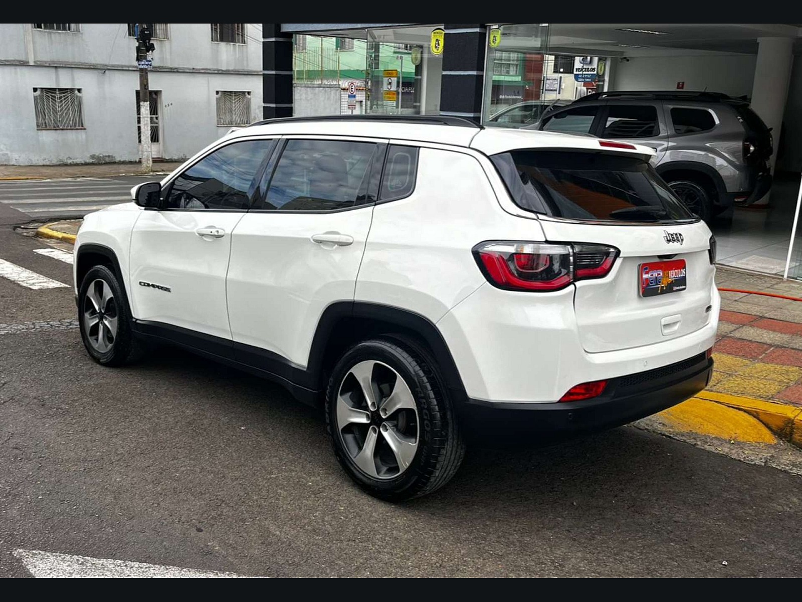 Jeep Compass 2.0 16V FLEX LONGITUDE 5P AUTOMÁTICO - foto 9