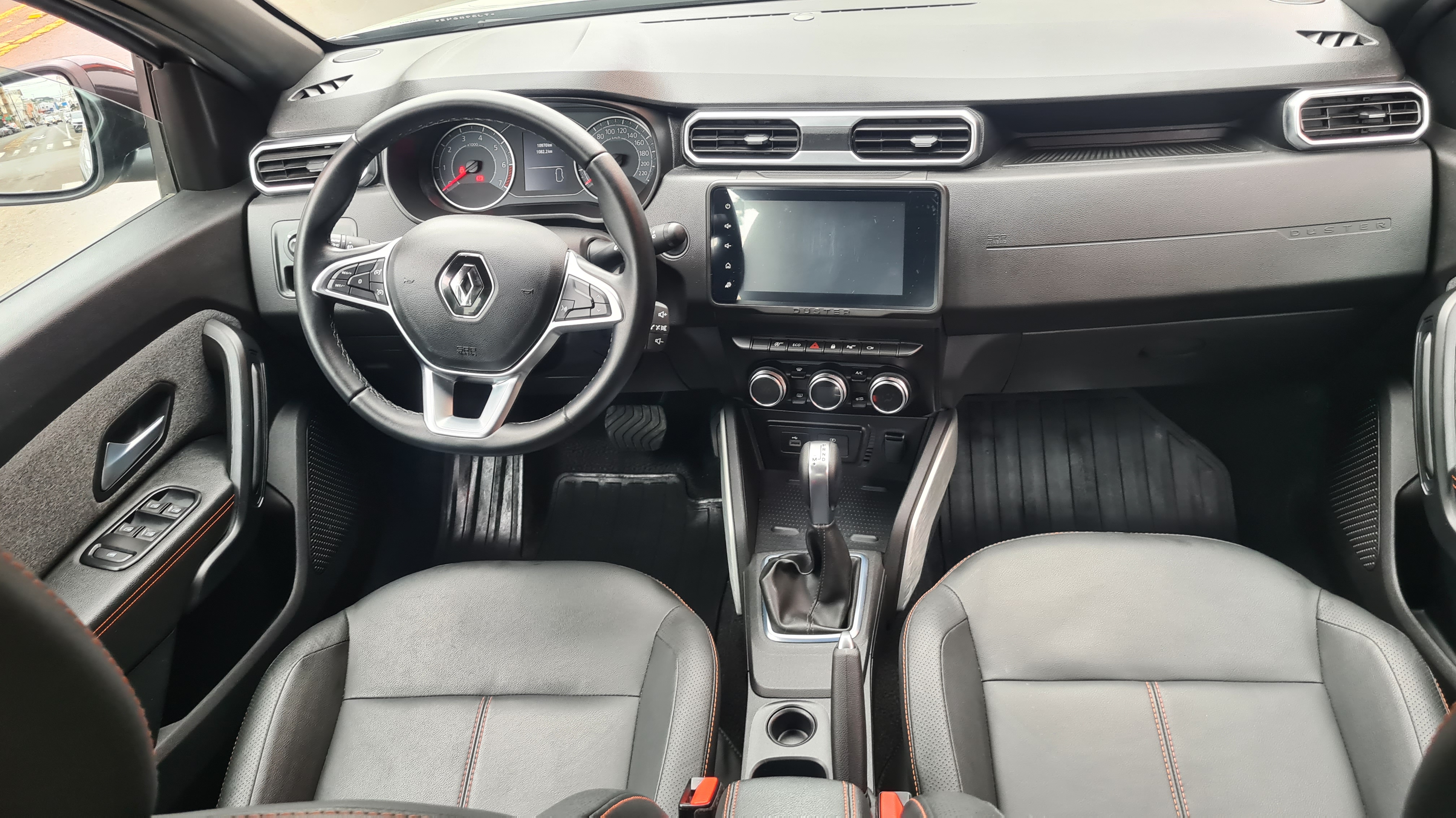 Renault Duster 1.3 TCE FLEX ICONIC X-TRONIC - foto 5