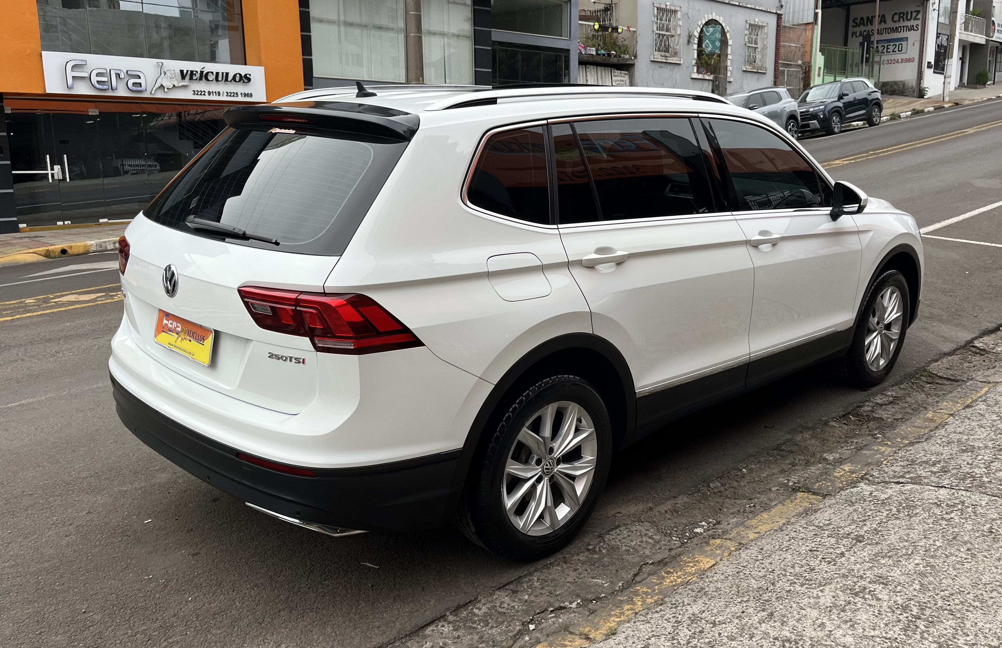 Volkswagen Tiguan 1.4 250 TSI TOTAL FLEX ALLASPACE - foto 11