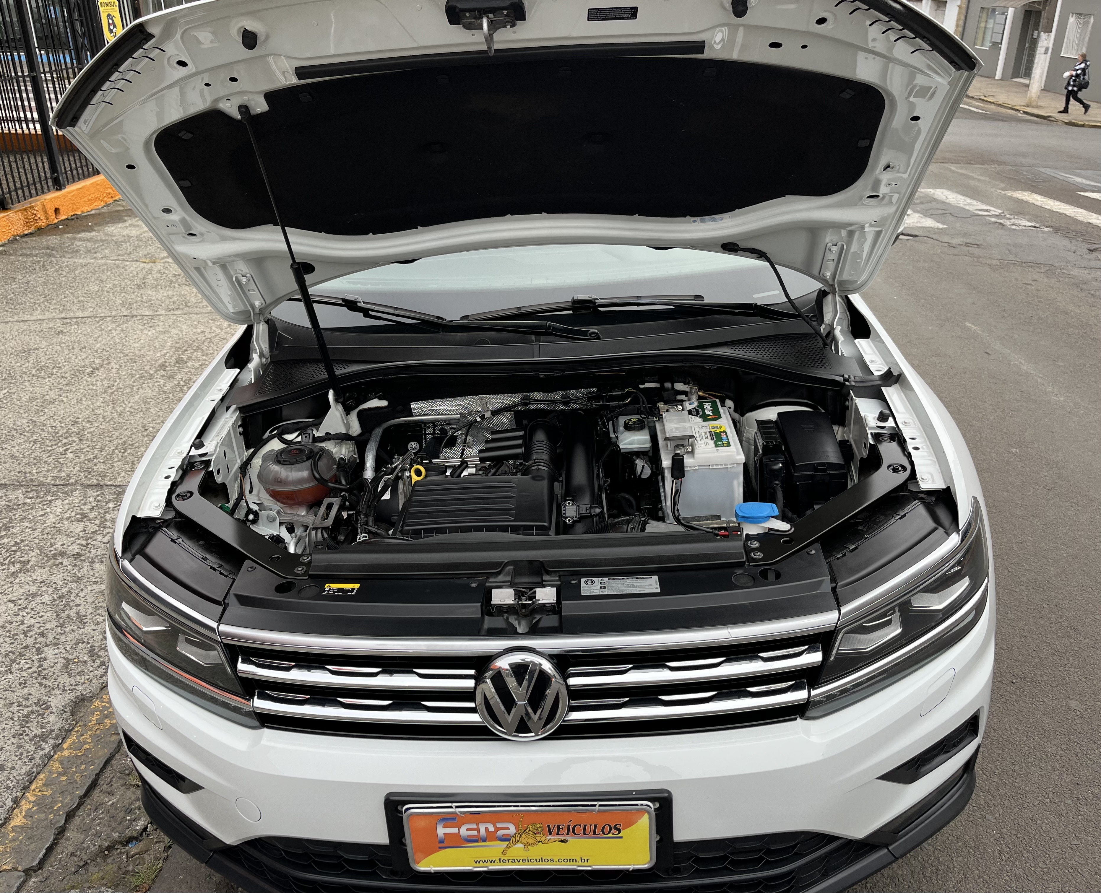 Volkswagen Tiguan 1.4 250 TSI TOTAL FLEX ALLASPACE - foto 4