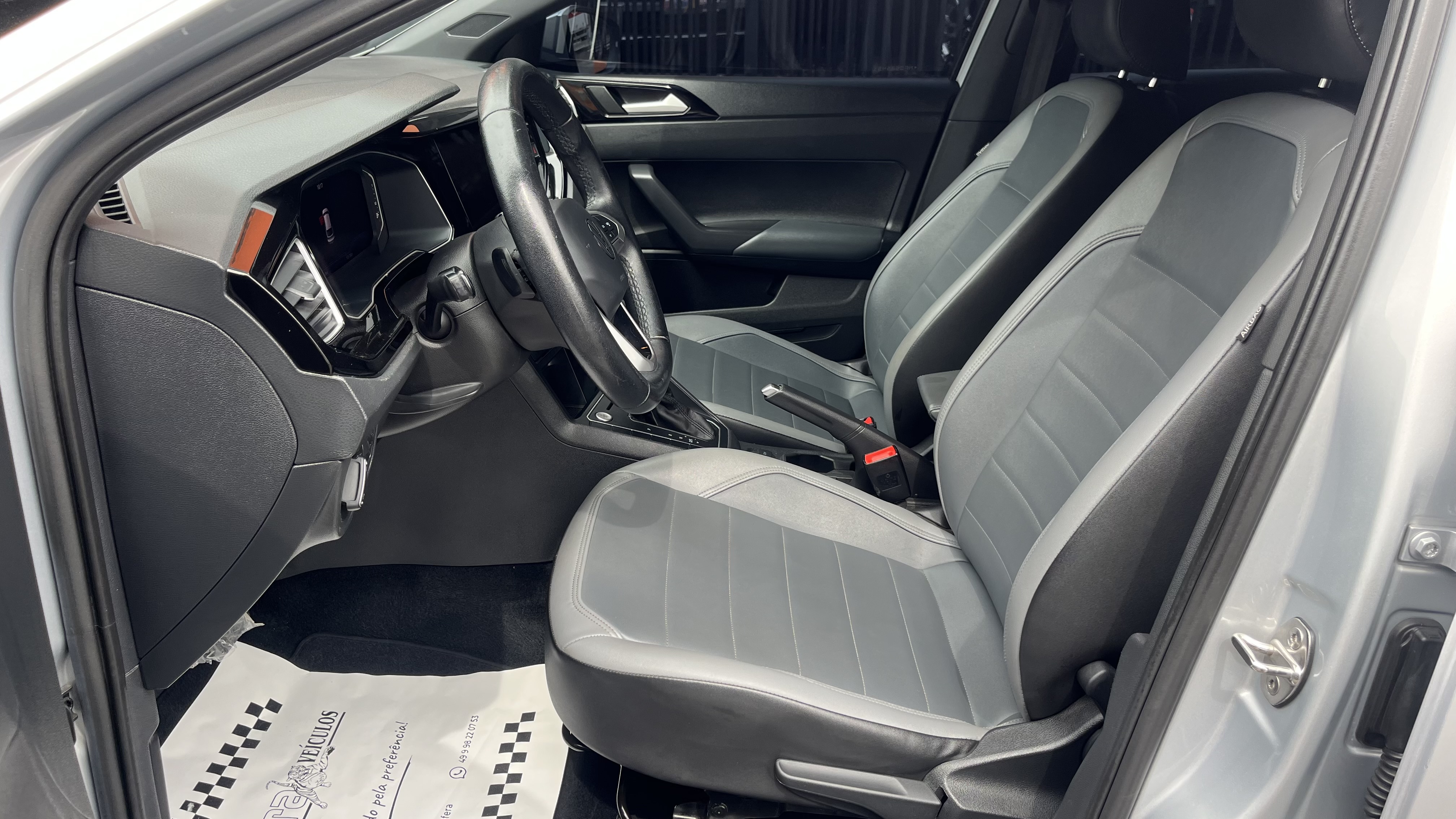 Volkswagen Nivus HIGHLINE 1.0 200 TSI Flex Automático - foto 6
