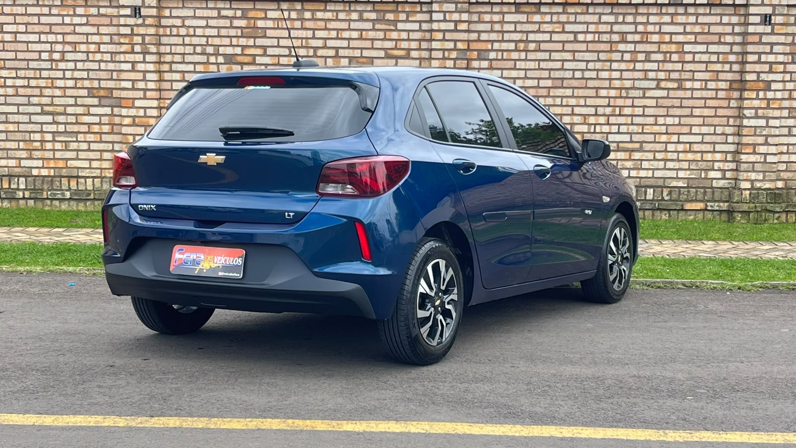 Chevrolet Onix 1.0 LT 12V Flex 5P Manual - foto 9